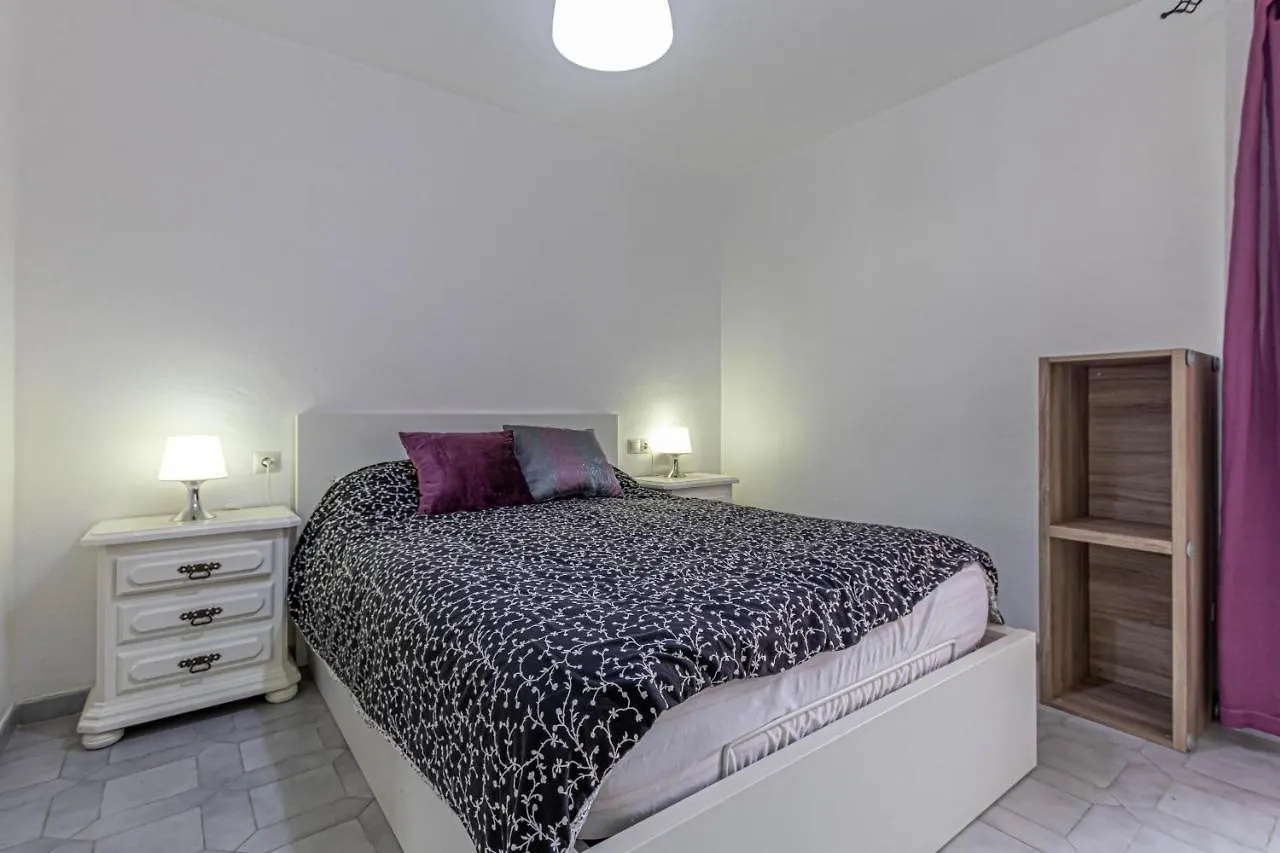 בנאלמדנה 797 Holiday Rentals - Coqueto Piso En Minerva Con La Mejor Piscina