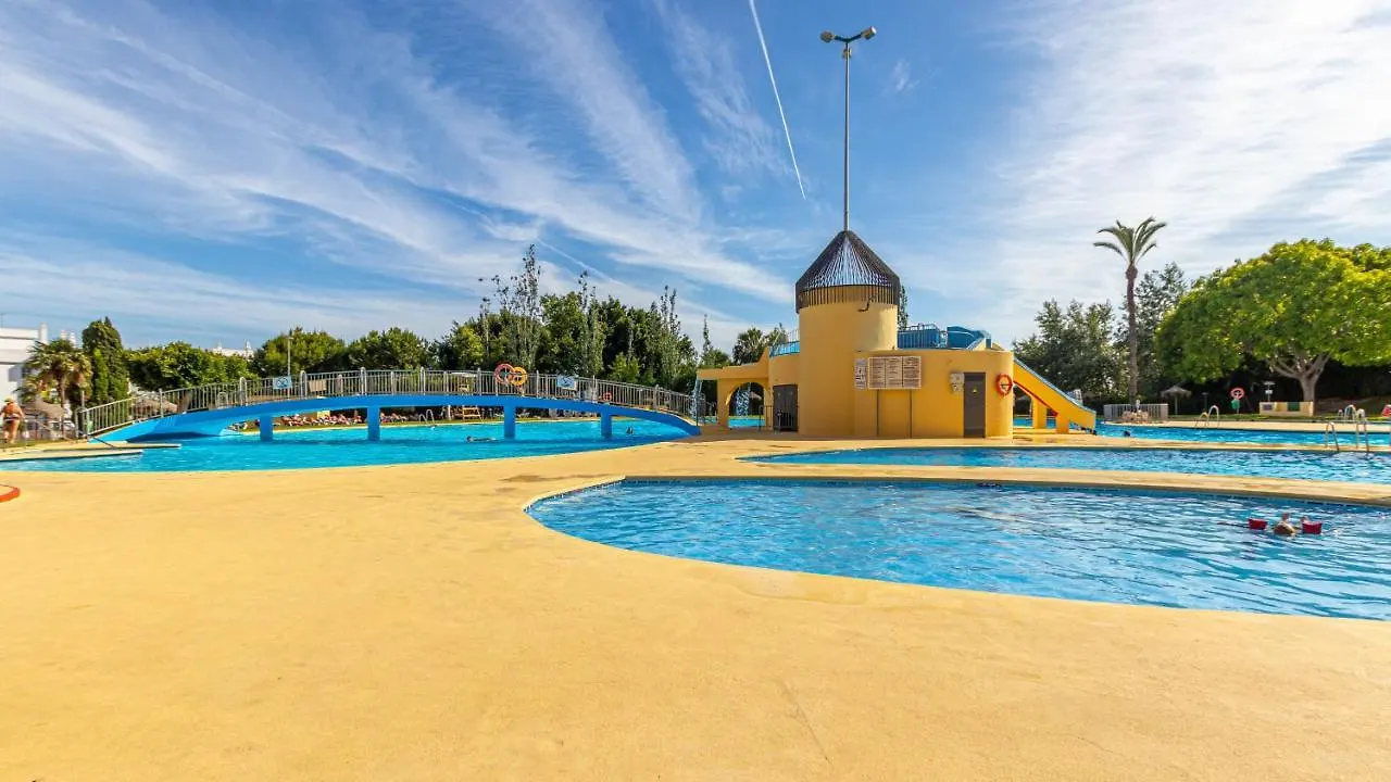 Apartment 797 Holiday Rentals - Coqueto Piso En Minerva Con La Mejor Piscina Benalmadena