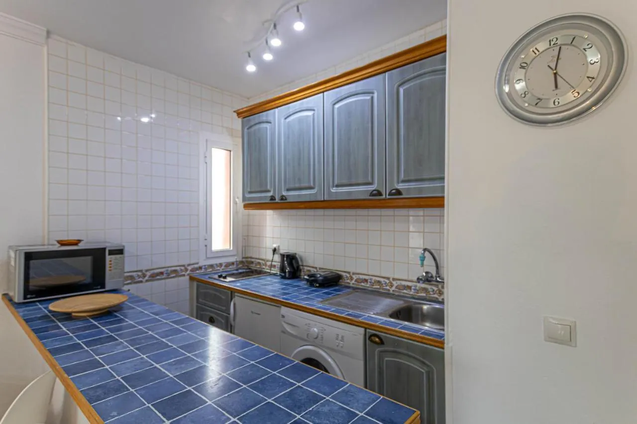Apartment 797 Holiday Rentals - Coqueto Piso En Minerva Con La Mejor Piscina Benalmadena Spain